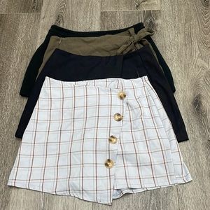 Lot of 4 women skorts
